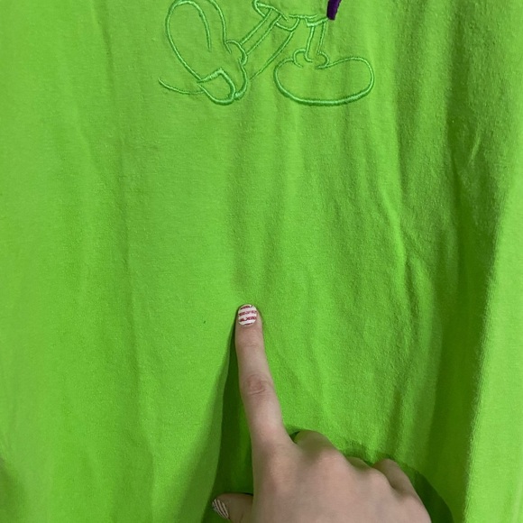 Disney World Green T-Shirt medium - Picture 2 of 4